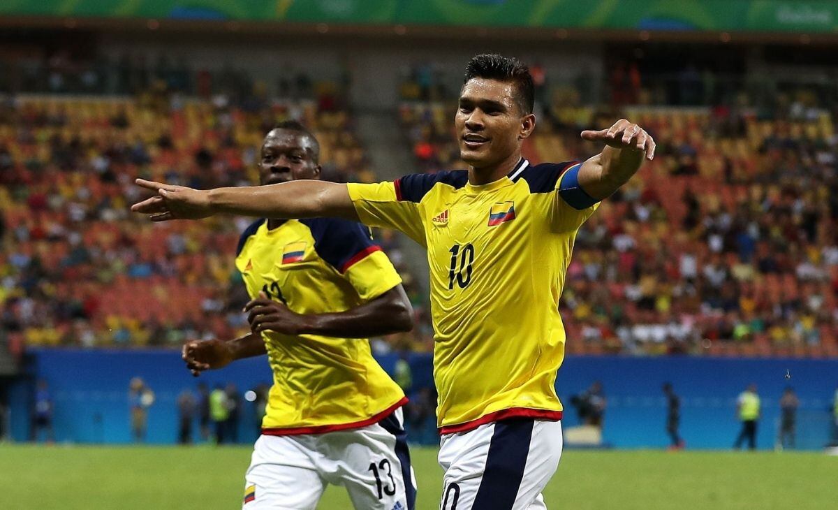 El delantero vistió la camiseta de la Selección desde el año 2009.