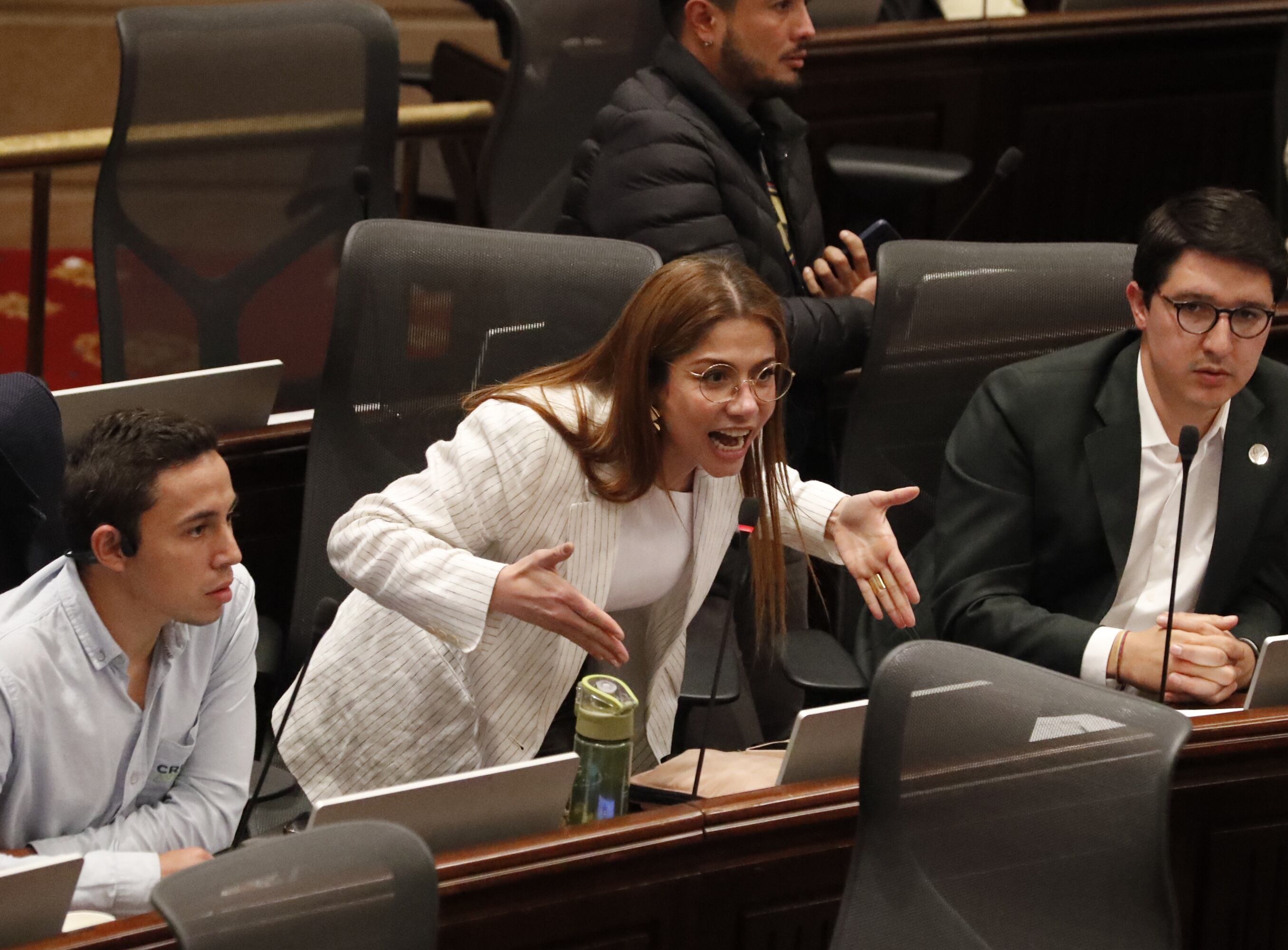 Moción de censura al canciller Álvaro Leyva