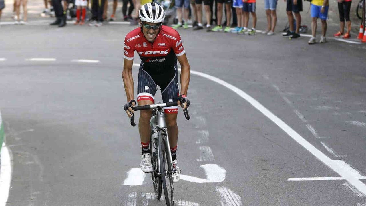 Alberto Contador subastará bicicleta para ayudar a la Cruz Roja