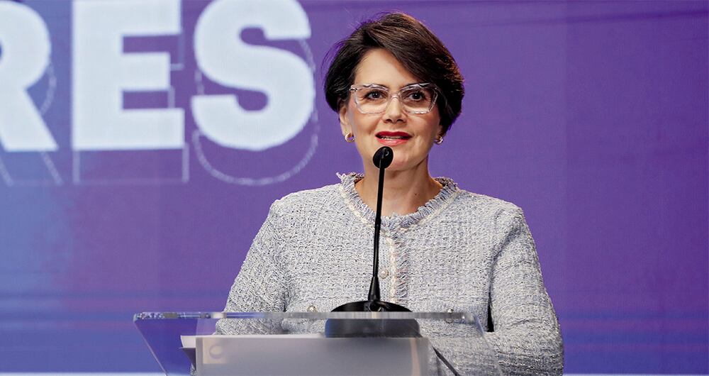 “En SEMANA no existe brecha salarial. No hay diferencia entre lo que hombres y mujeres ganan por hacer el mismo rol”.sandra SUÁREZ, GERENTE GENERAL DE SEMANA.