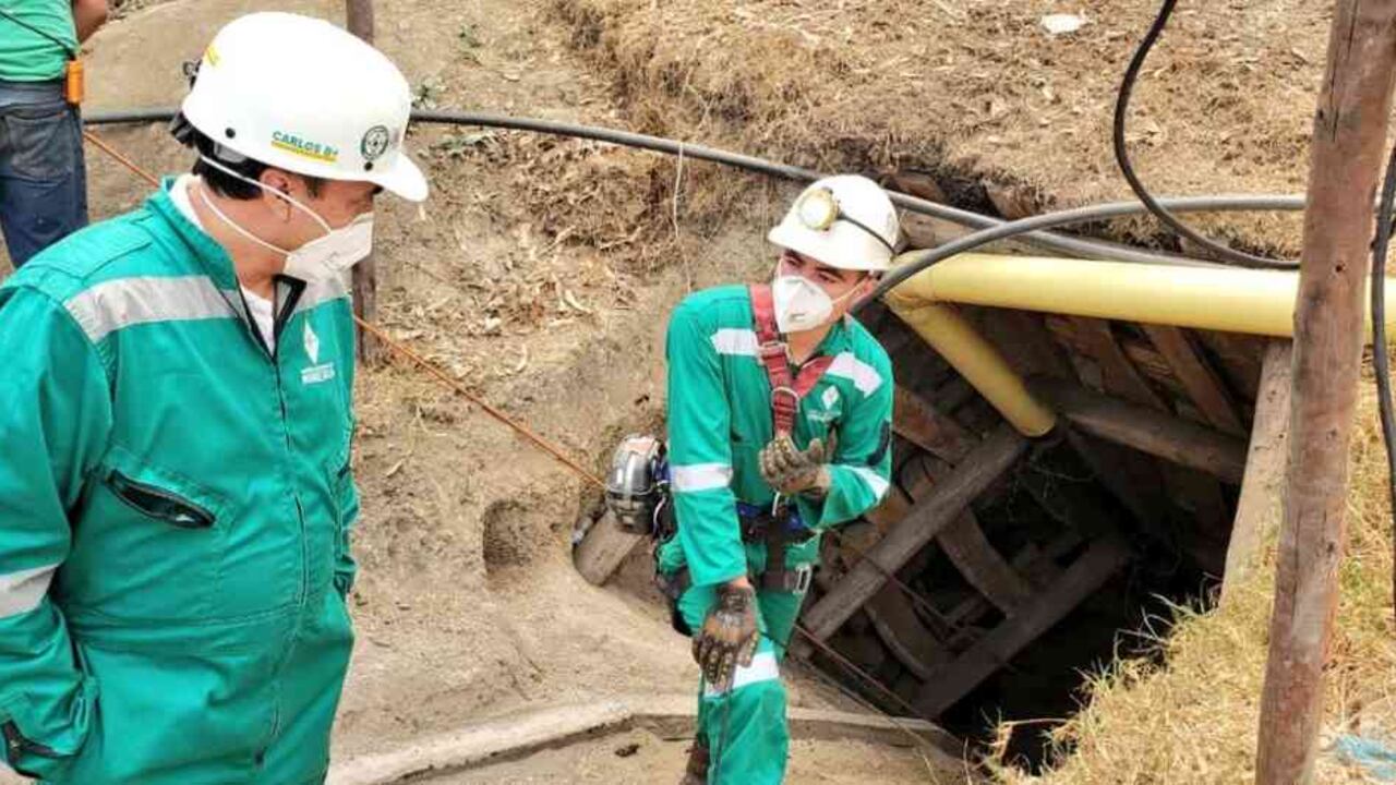 Así fue el rescate de los 14 mineros tras derrumbe de mina de oro en Bolívar