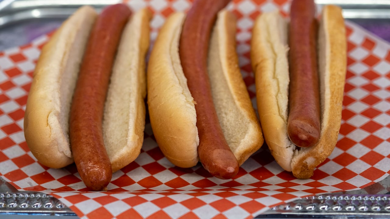 Trabajador enviado a la cárcel por entregar hot dog cargado de cocaína.