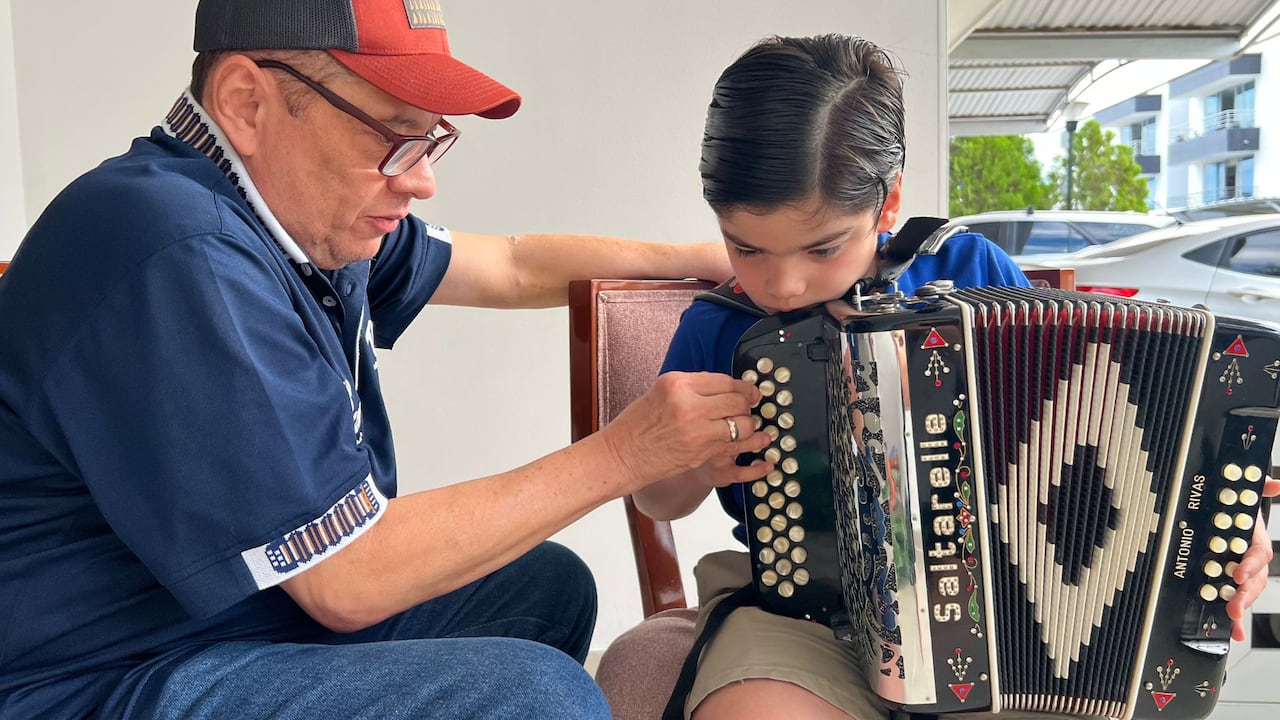 Desde su sede en Valledupar, la organización ha desarrollado iniciativas que integran tradición musical, innovación tecnológica y propósito social.