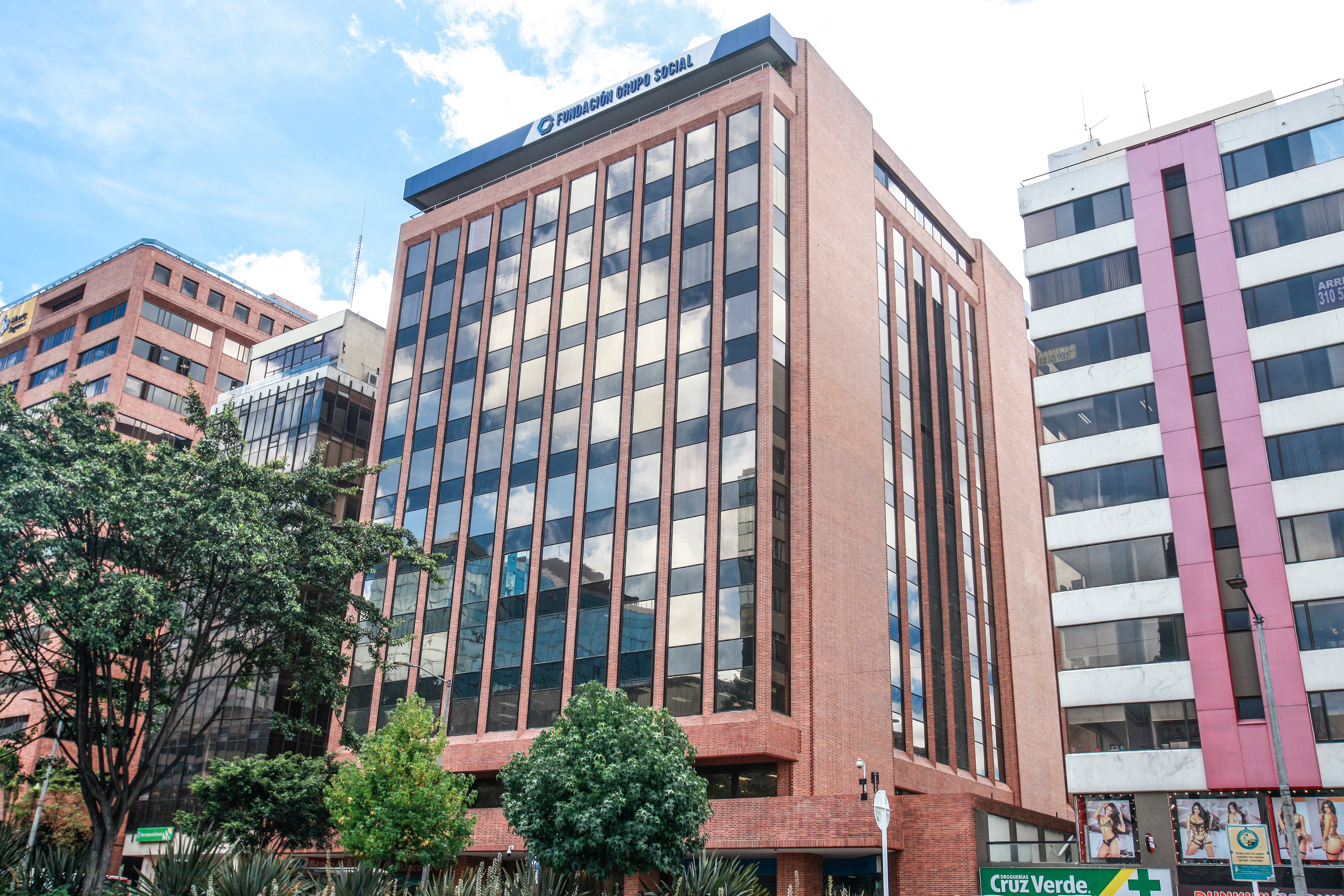 Fundacion Grupo Social 
Banco Caja Social