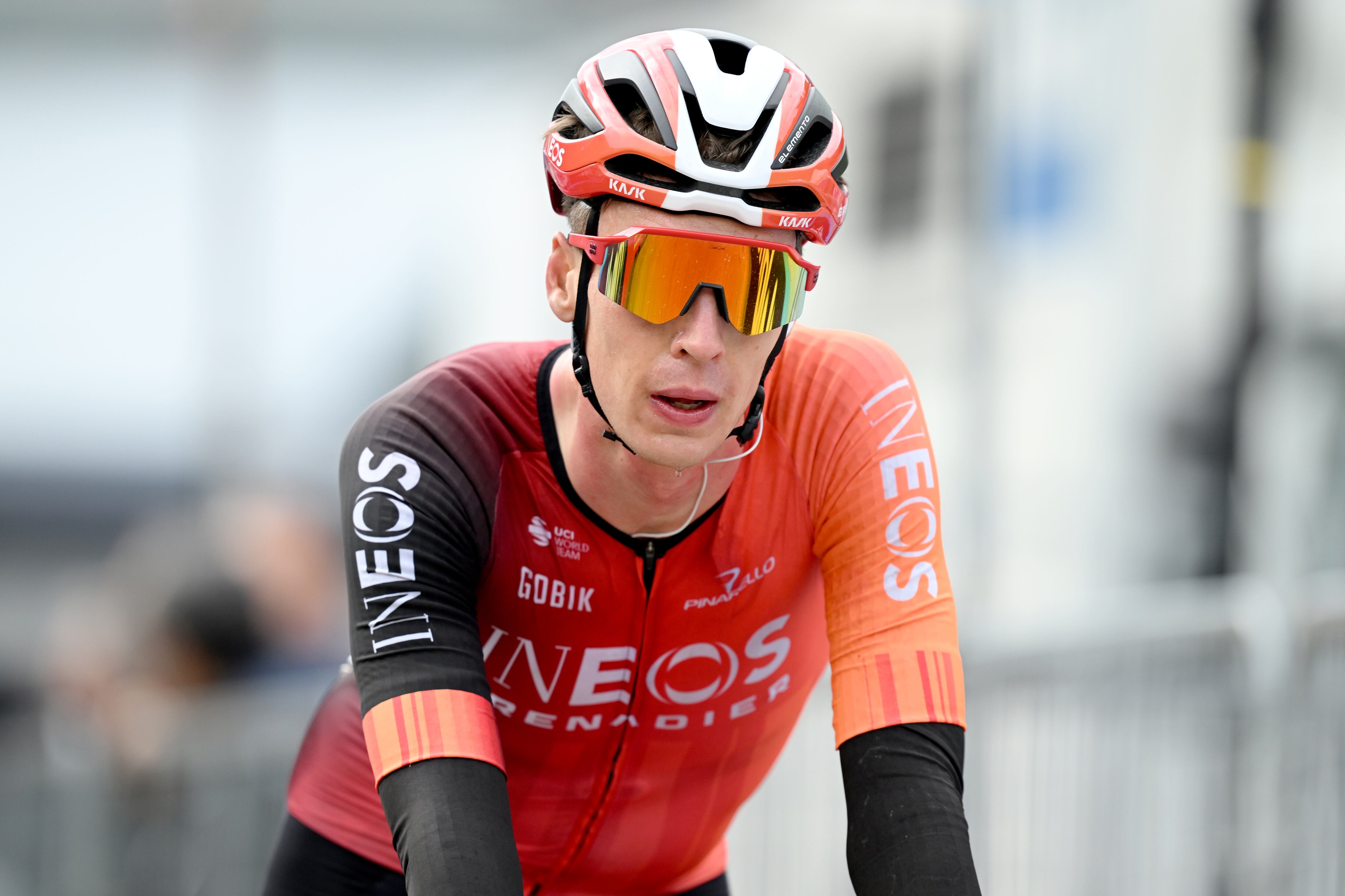 Thymen Arensman ahora es el mejor del Ineos en la general del Giro de Italia.