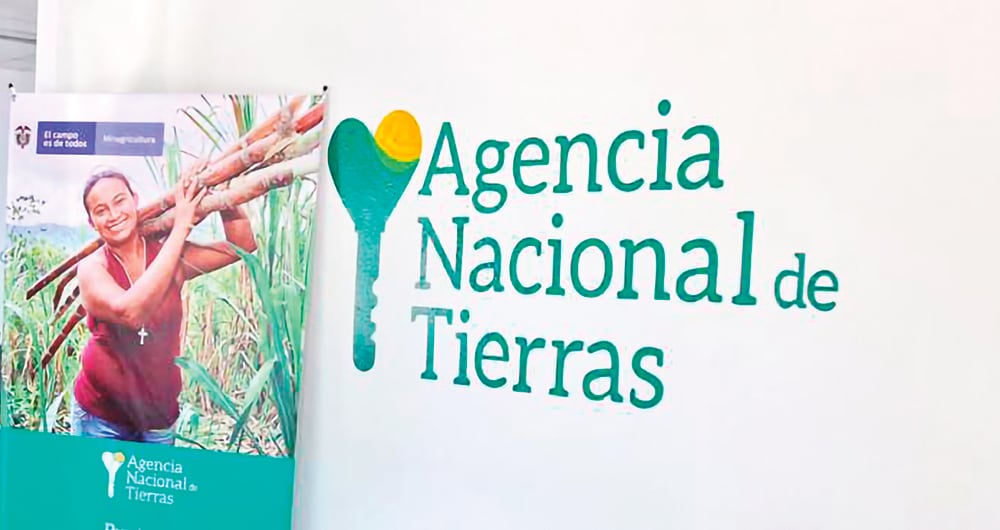 El Gobierno, mediante la Agencia Nacional de Tierras, les está prometiendo a los campesinos que les entregará los predios rurales que están en poder de la SAE y del Fondo de la Unidad para las Víctimas, pero para poder cumplir esa promesa necesita que se resuelvan los líos judiciales de dichos terrenos.