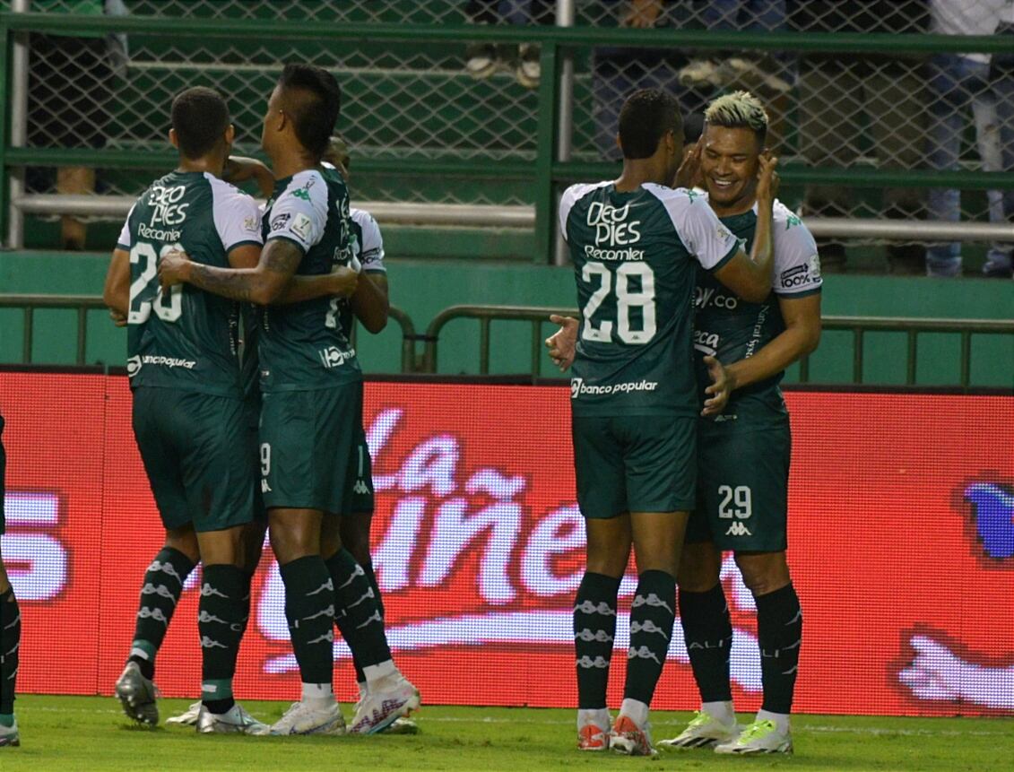 En el estadío palma seca se juega La Segunda fecha partido aplazado entre el Deportivo Cali contra el Santa Fe
