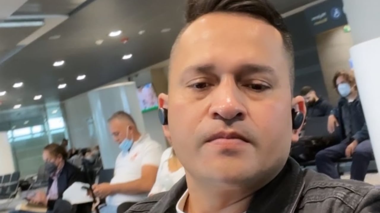 El cantante de música popular Freddy Burbano deberá responder por los hechos.