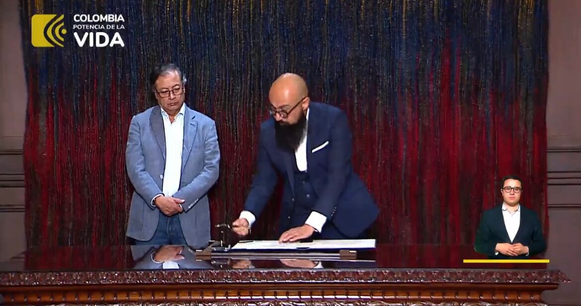 Presidente Gustavo Petro y Carlos Carrillo