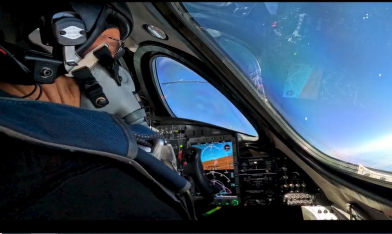 Virgin Galactic, es el nombre de la compañía que está preparada para llevar a cabo su primer vuelo.