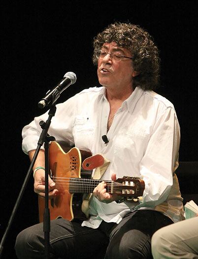 Piero, cantautor argentino.