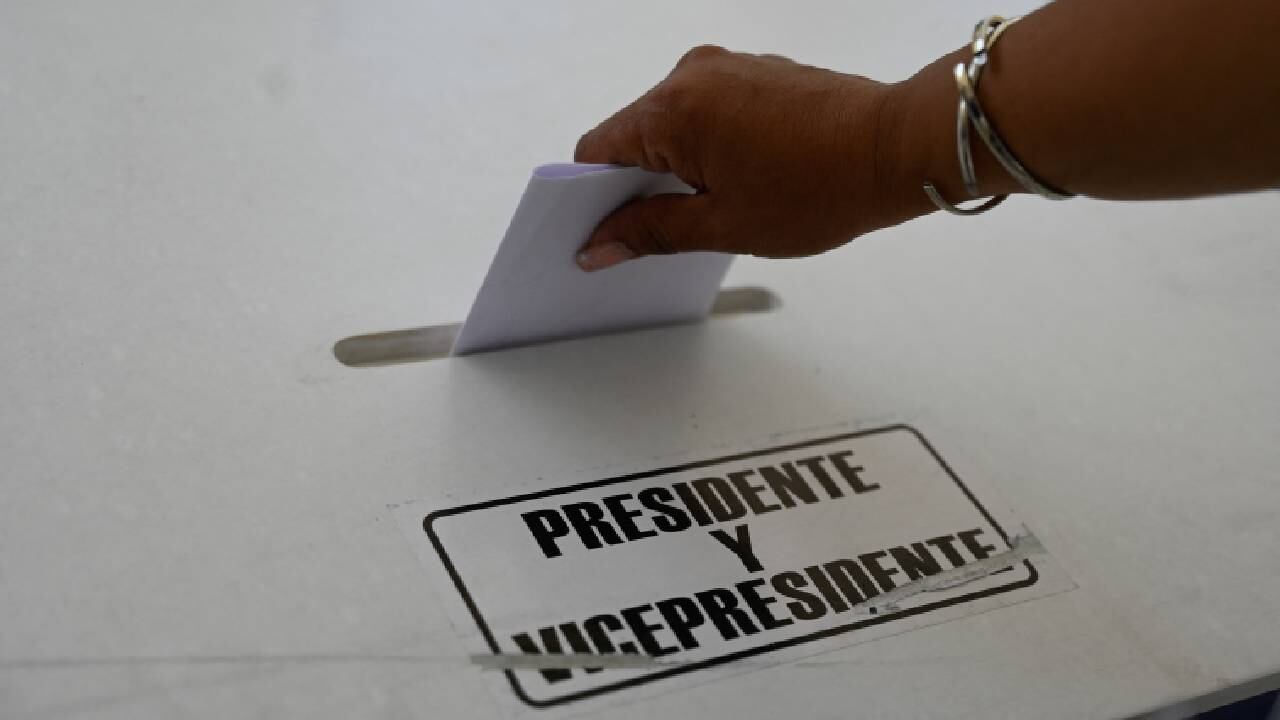Los guatemaltecos acuden a las urnas este domingo (20 de agosto) para elegir al próximo presidente.
