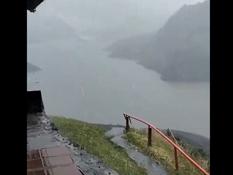 El alcalde, Carlos Fernando Galán, celebró el hecho pero advirtió de que faltan más lluvias.