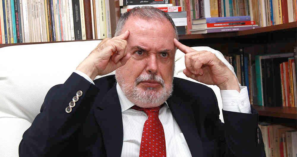 El profesor Gilberto Tobón habló de sus propuestas para la ciudad.