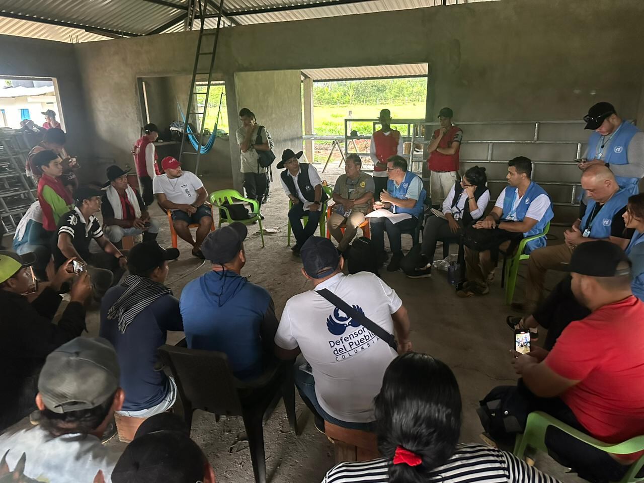 Acuerdos entre Fuerza Pública y comunidad permitió la liberación de los 18 militares en Guaviare; Defensoría será garante