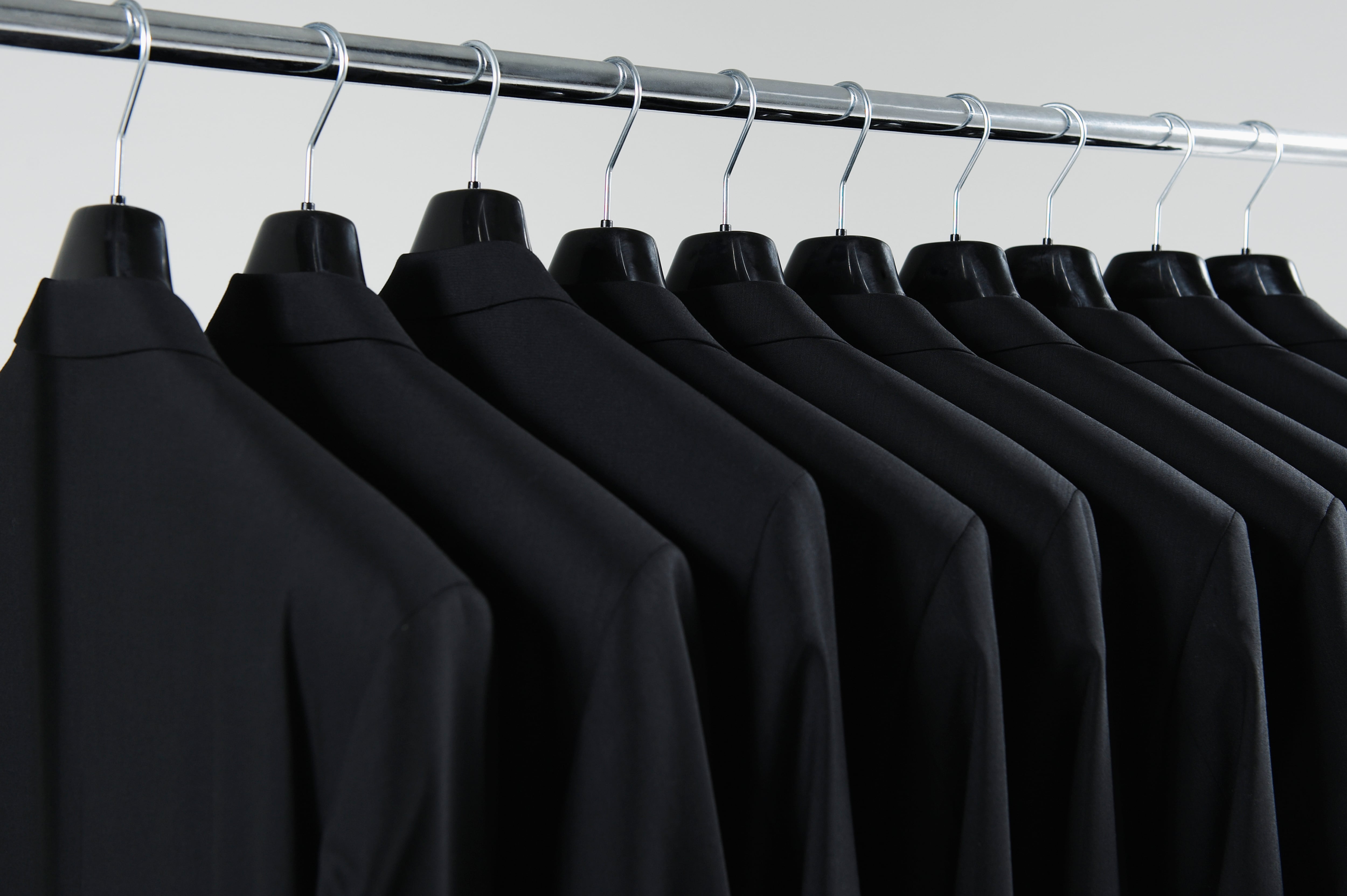 Vestirse de negro puede tener un significado psicológico.