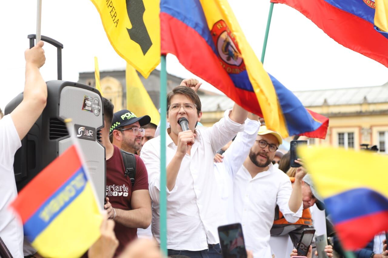 Marchas de la oposición en contra del Gobierno en la plaza de Bolívar