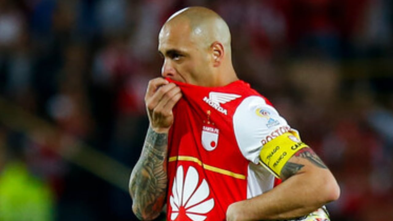 Omar Sebastián Pérez con la camiseta de Independiente Santa Fe en 2015.