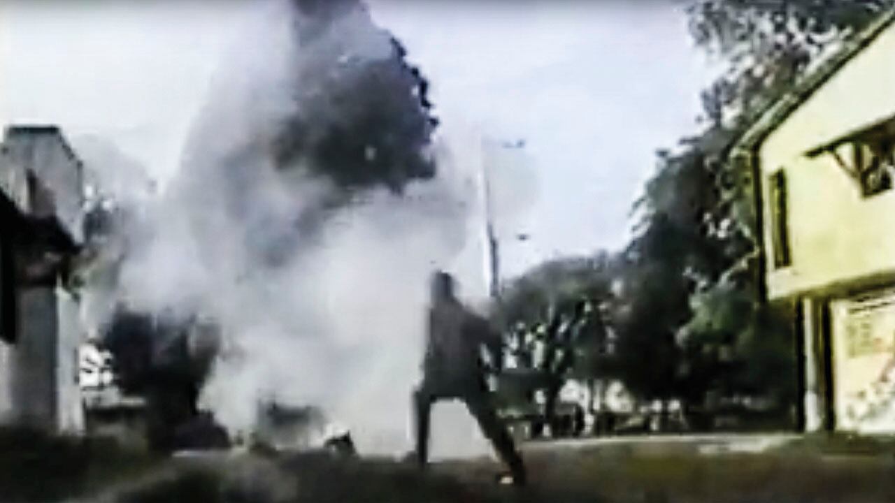 En el acuerdo de paz con las Farc se manifiesta que los representantes de este grupo deben realizar los trámites necesarios para reparar a las víctimas del conflicto. 