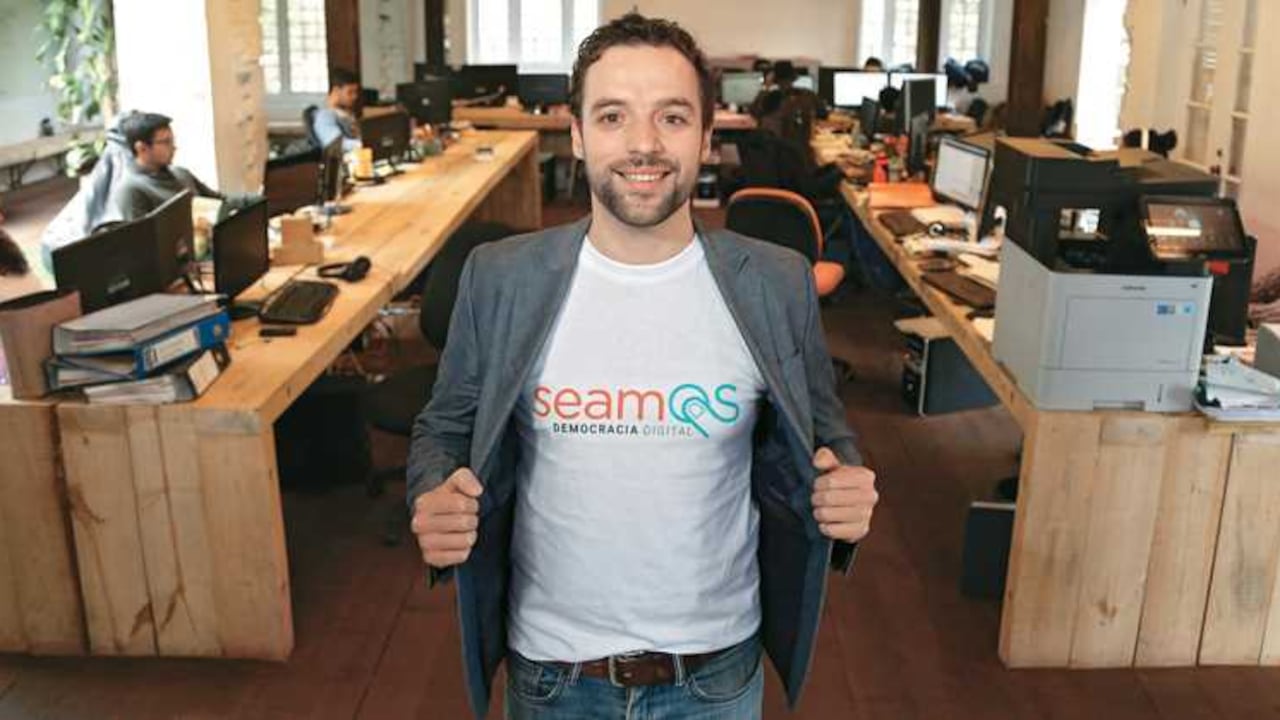 Luis Ernesto Gómez.