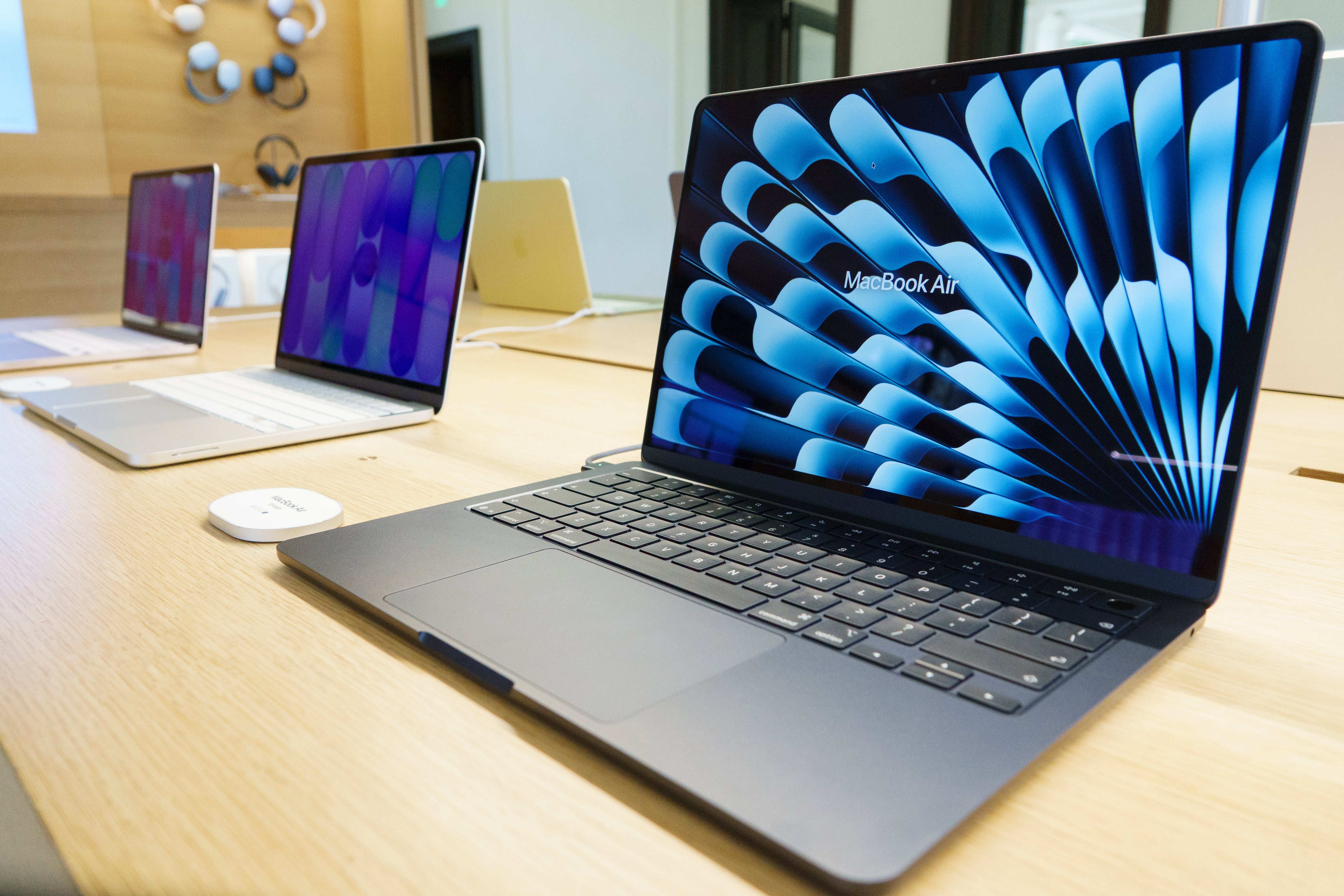 La falta de unidades afecta tanto a las tiendas físicas como a la tienda en línea de Apple.