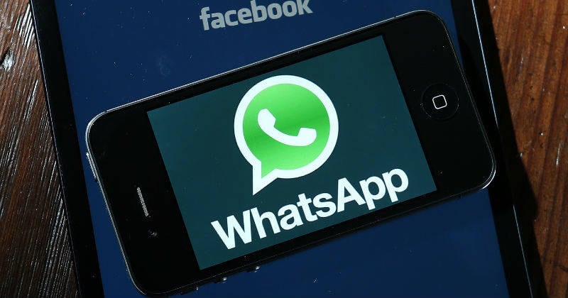 El uso de los Deep Links permite que los usuarios puedan descargar el nuevo paquete de ‘stickers’ sin la necesidad de visitar para ello la tienda de ‘stickers’ de WhatsApp, como sucede actualmente.