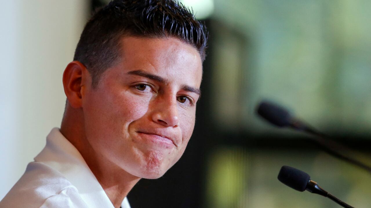 Colombian midfielder James Rodriguez gestures during a press conference to present him as the new player of Sao Paulo FC in Sao Paulo, Brazil on August 1, 2023. Sao Paulo announced last July 29 the signing of Colombian midfielder James Rodriguez, considered one of the best Colombian footballers in history and who had been on loan since leaving Olympiacos of Greece in April. (Photo by Miguel SCHINCARIOL / AFP)