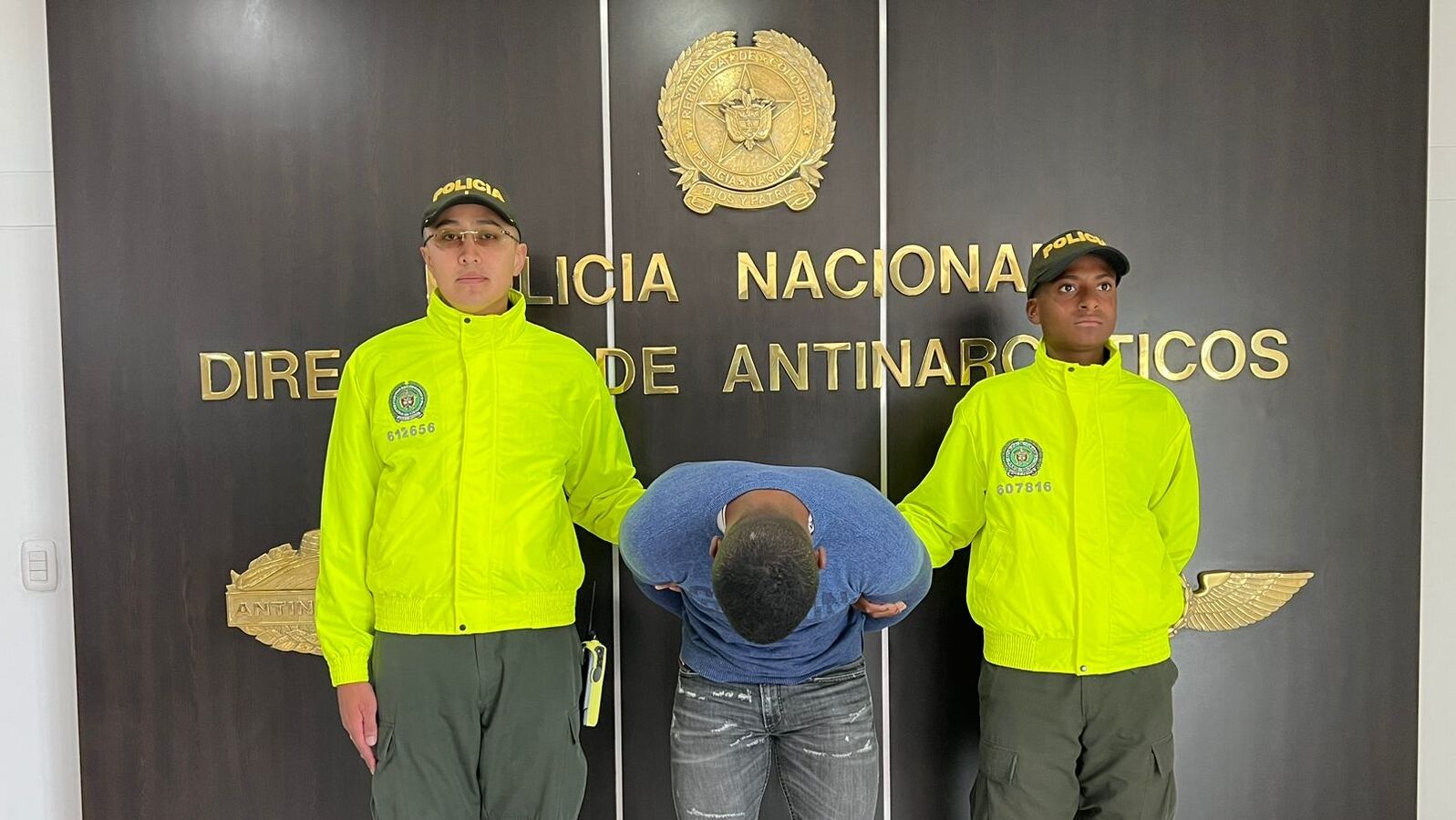 Fue capturado en Cali presunto narcotraficante cuando salía de una escuela de aviación donde adelantaba curso de piloto comercial.