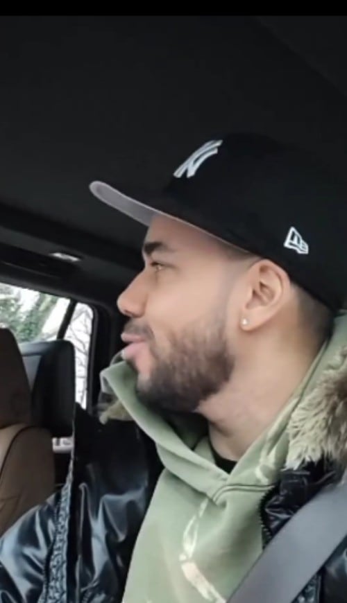 El cantante sorprendió con un particular momento en su concierto en Cali.