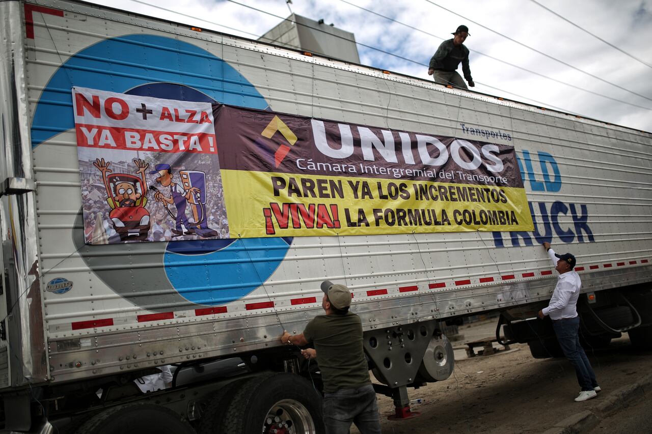 Protestas al gobierno de Gustavo Petro por el incremento en los precios de combustibles