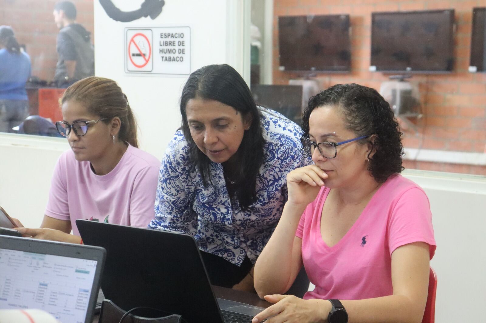 Lideresas del oriente de Cali se capacitaron