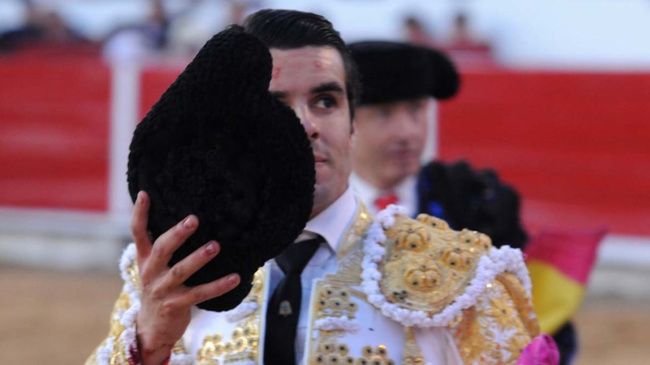 Sogamoso, plaza de toros La Pradera. Sábado 16 de julio de 2011. Feria del Sol y del Acero. Emilio de Justo, torero español