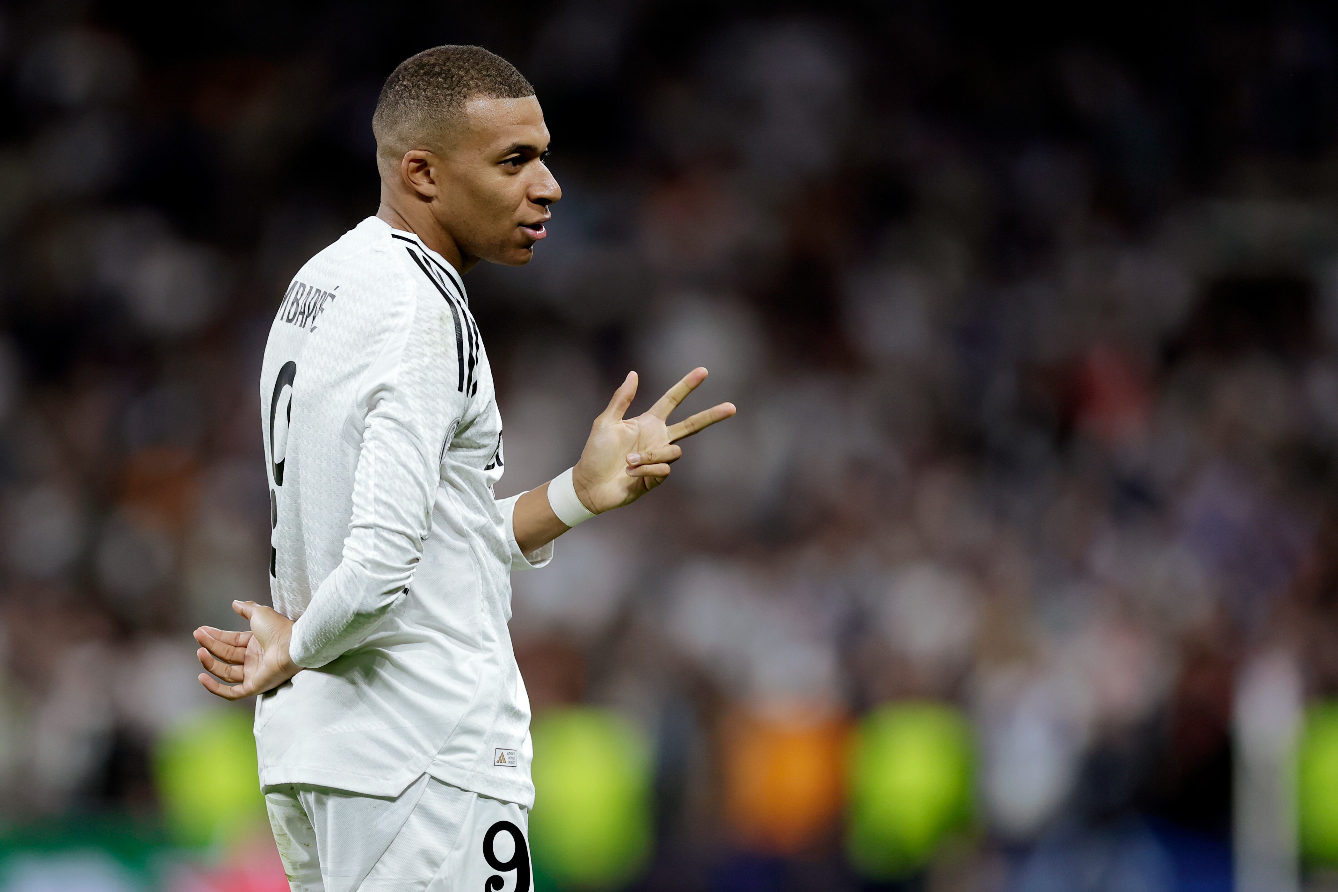Kylian Mbappe del Real Madrid celebra el 3-0 durante el partido de la UEFA Champions League entre el Real Madrid y el Manchester City en el Estadio Santiago Bernabeu.
