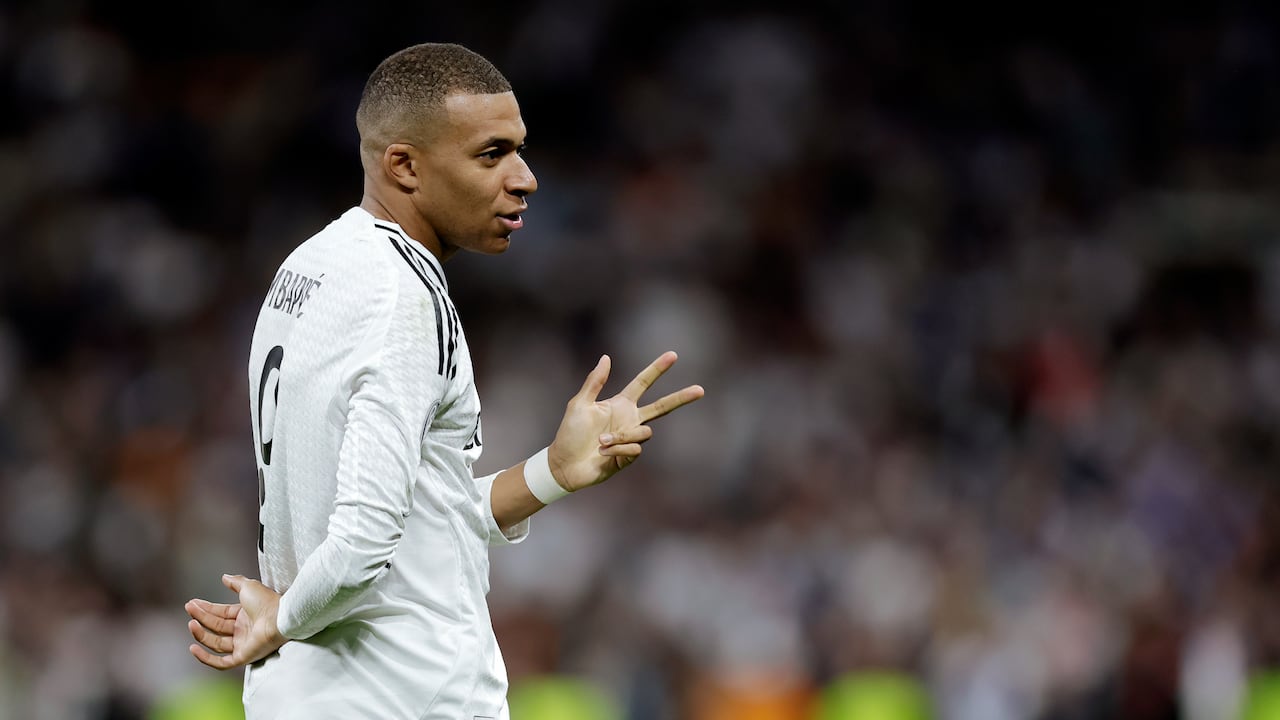 Kylian Mbappe del Real Madrid celebra el 3-0 durante el partido de la UEFA Champions League entre el Real Madrid y el Manchester City en el Estadio Santiago Bernabeu.