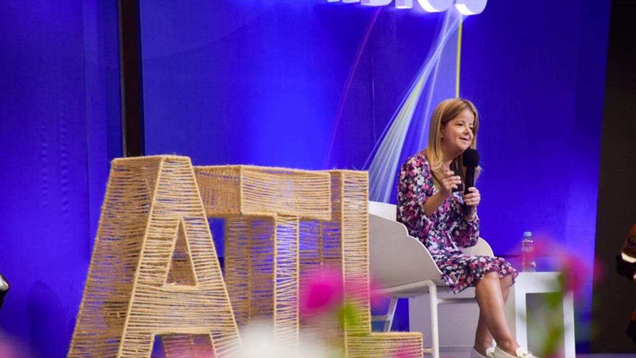Elsa Noguera, gobernadora del Atlántico, destacó las cifras en empleo del departamento.