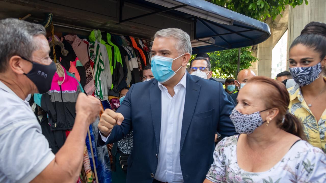 El presidente Duque recorrió el centro de Medellín y dialogó con los ciudadanos