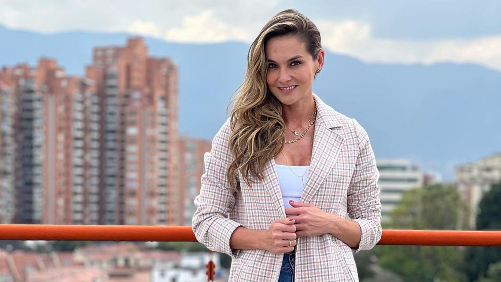 Revelan imágenes de la tremenda celebración de cumpleaños de Catalina Gómez con los de 'Día a Día'