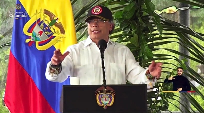 El presidente Gustavo Petro arremetió en pleno evento público contra un ministerio de su Gobierno.