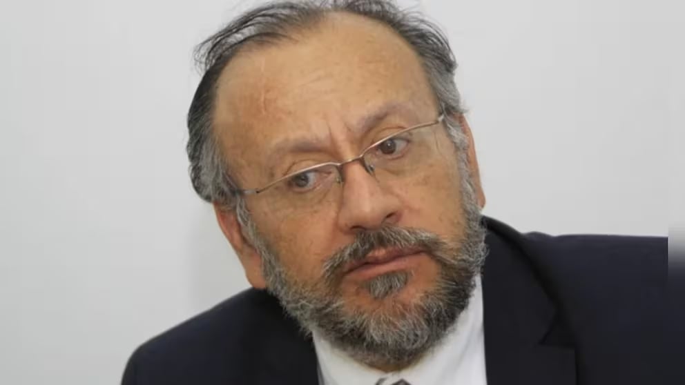 La hoja de vida se hizo pública  para el cargo de “Director General COD E3 Grado 08 Agencia Nacional de Defensa Jurídica del Estado”.