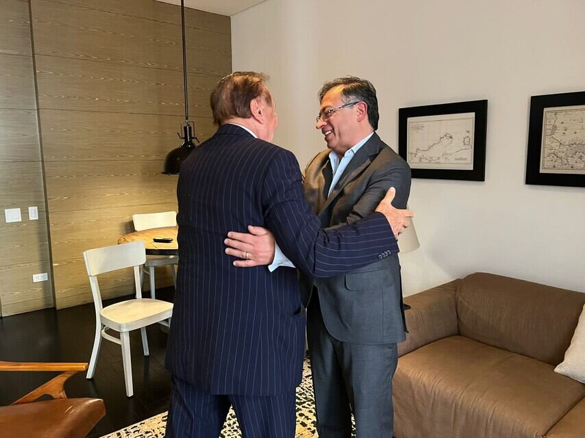 Reunión entre Rodolfo Hernández y Gustavo Petro.