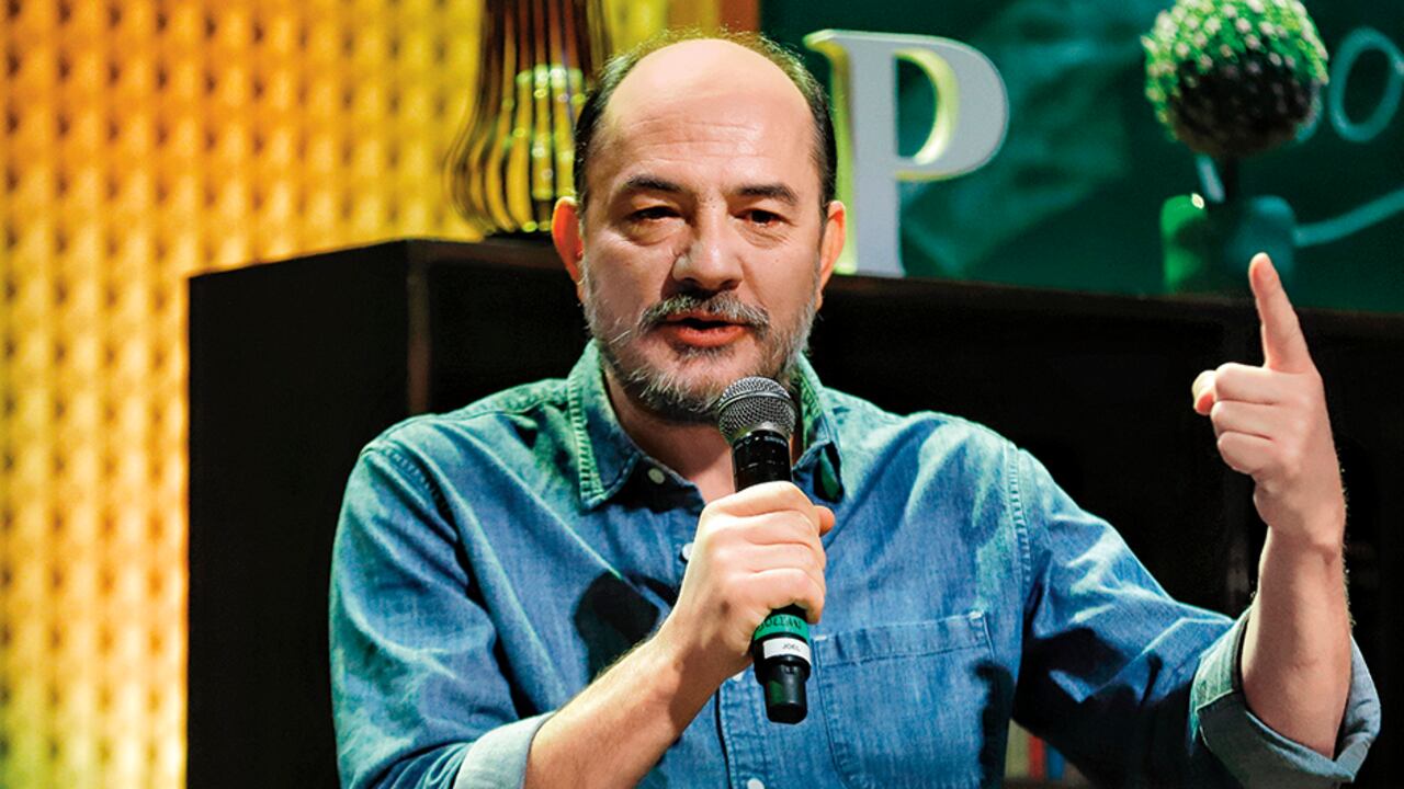 “Todavía existe gente que sigue diciendo lo que piensa. Existan las consecuencias que existan y pase lo que pase, no importa, Hugo es así. El personaje sigue siendo muy directo”.