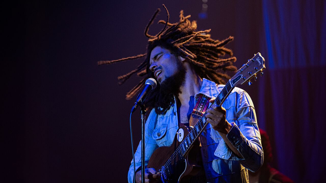 Kingsley Ben-Adir es Bob Marley en BOB MARLEY: LA LEYENDA.