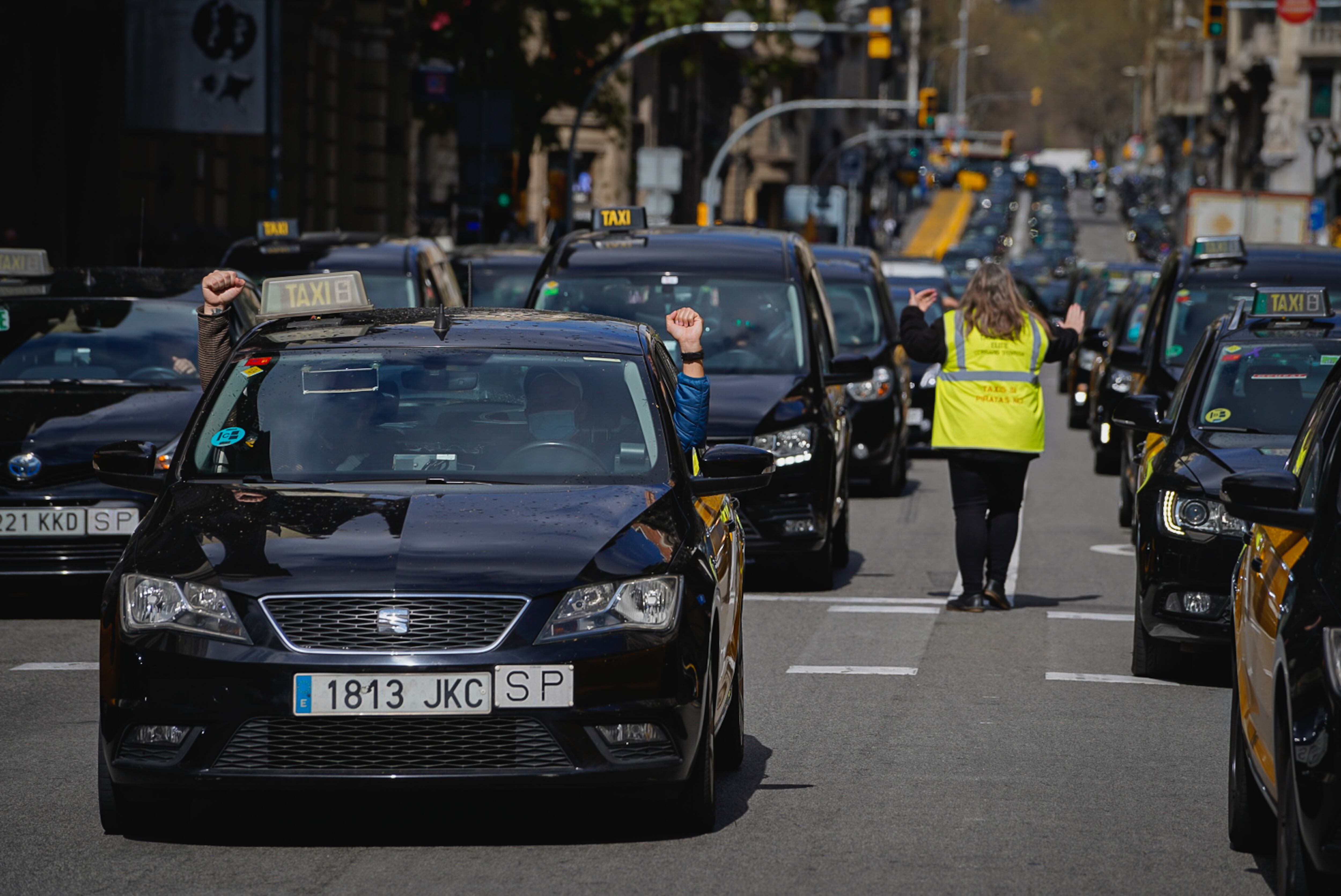 En España, las matrículas o placas no pueden contener ciertas letras.