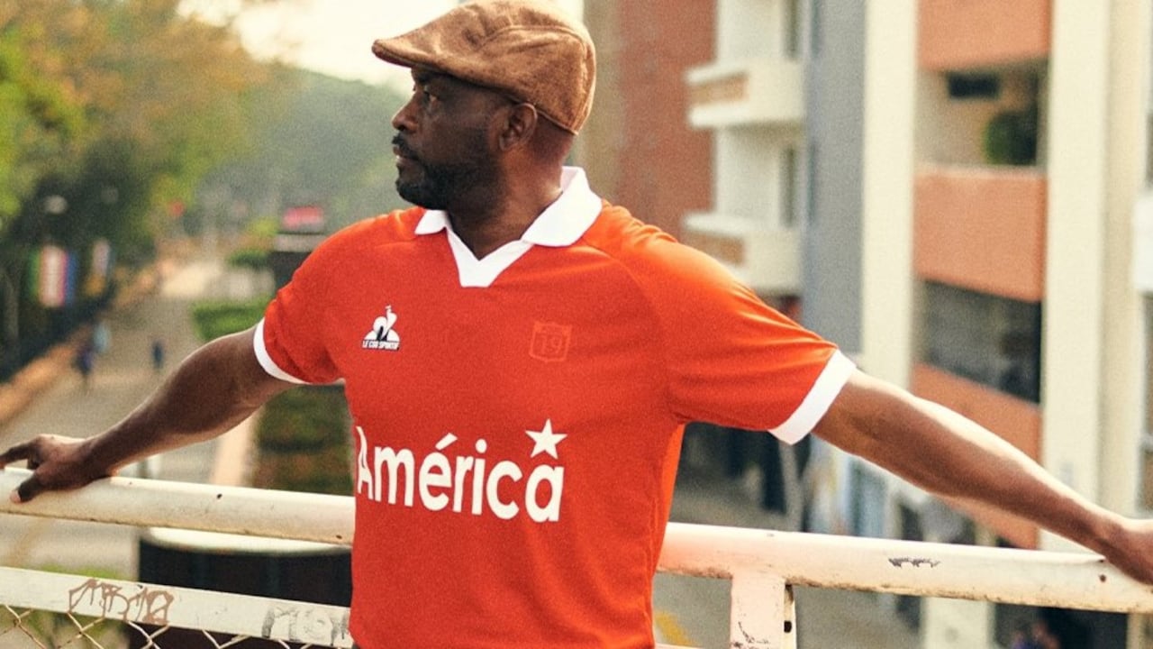 América de Cali dio a conocer una camiseta conmemorativa de 1979.