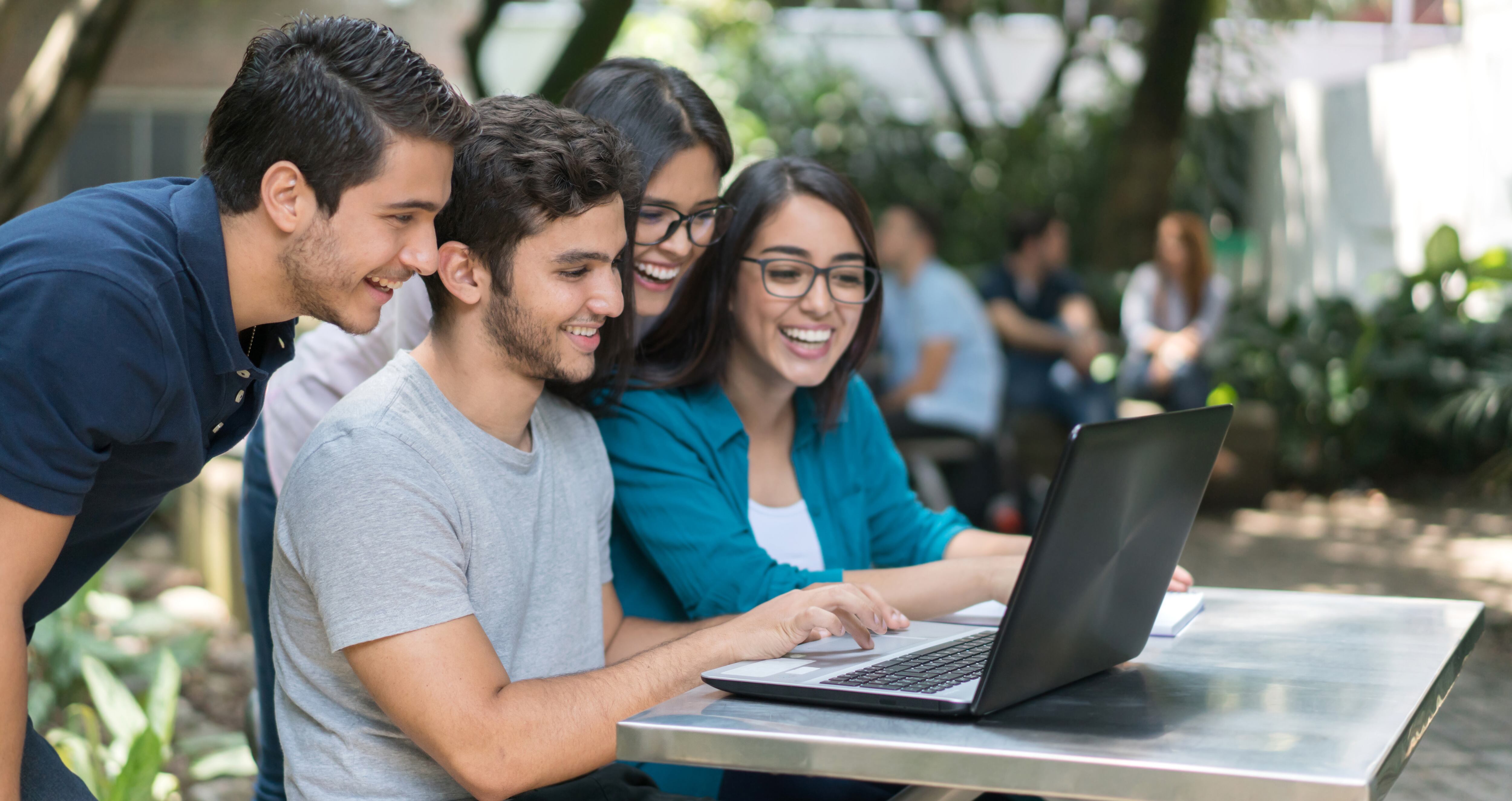 Este estudio, considerado el único informe en el mundo enfocado a este segmento, fue creado por la firma de atracción y retención de talento joven FirstJob y en él han participado más de 300 empresas y 56.000 jóvenes en Latinoamérica.