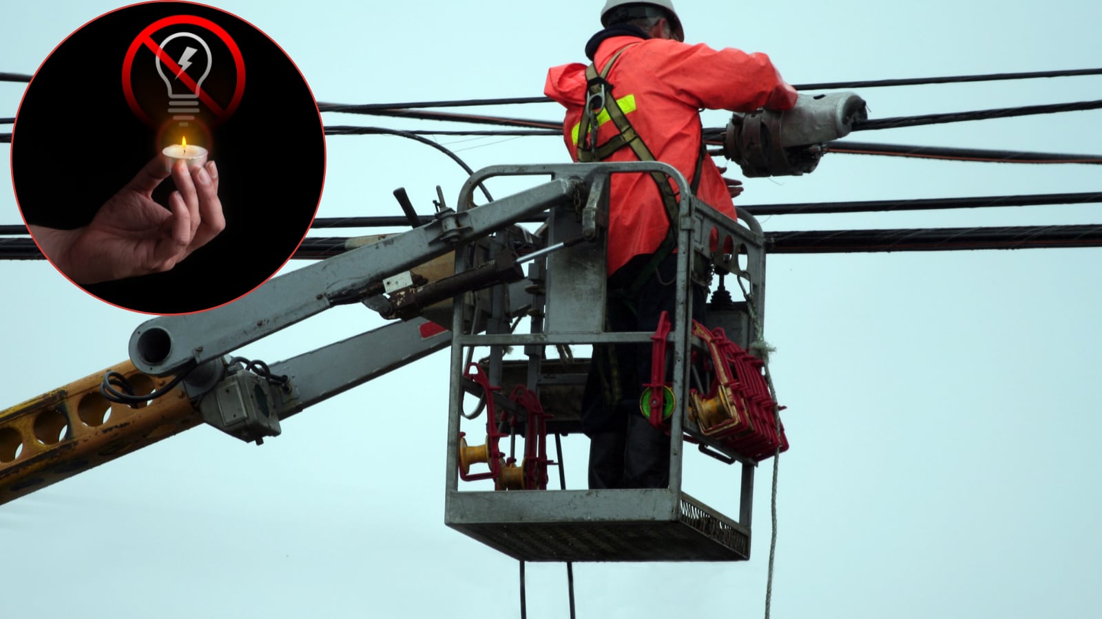 Técnicos de EPM realizan labores de mantenimiento en la red eléctrica de Medellín, ocasionando cortes temporales del servicio en algunos sectores.