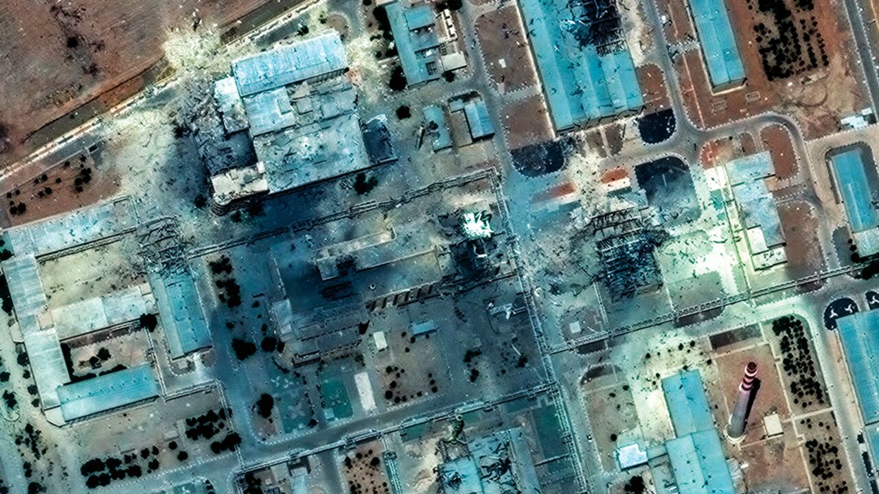 Ataque a tres bases nucleares en Irán.