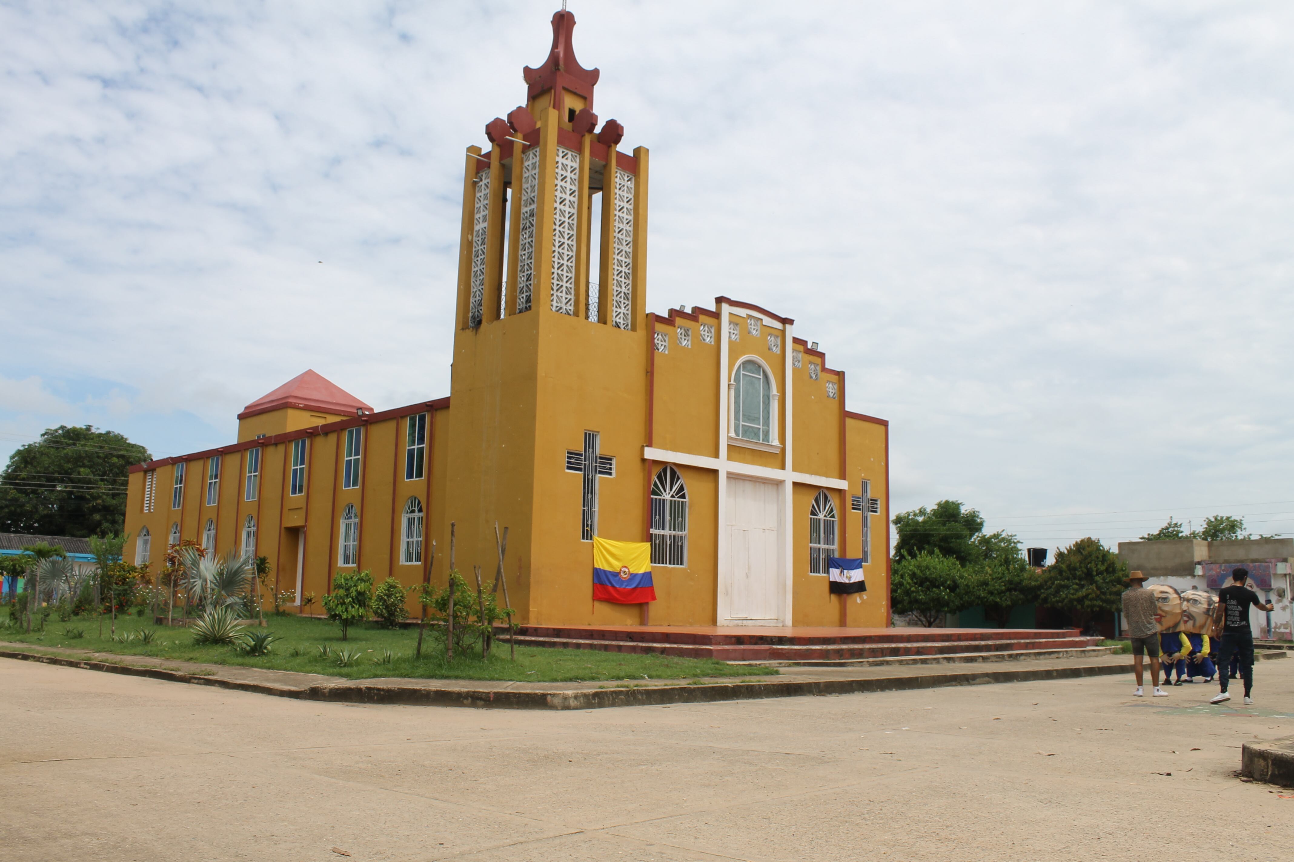 ¿Cómo llegar a Mompox desde Cartagena y qué planes hacer en este encantador destino de Colombia?