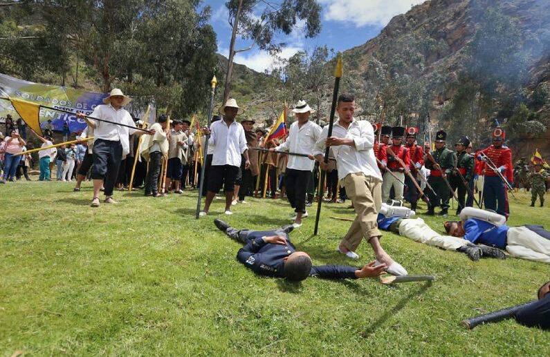 Mientras tanto, Bolívar reagrupó la compañía, se organizaron los primeros hospitales y se unieron numerosos voluntarios a la marcha de la libertad. Fotos de Darlin Bejarano.