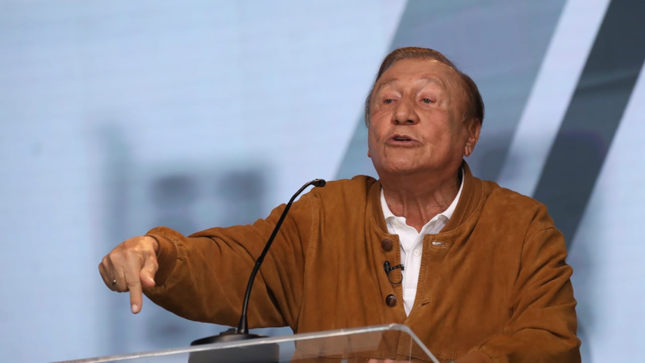 Quien será el próximo presidente de Colombia
Encuestas próximos presidente de Colombia
Candidatos presidenciales 2022
por firmas
Elecciones presidenciales colombia 2022
Candidatos independientes
Rodolfo Hernandez